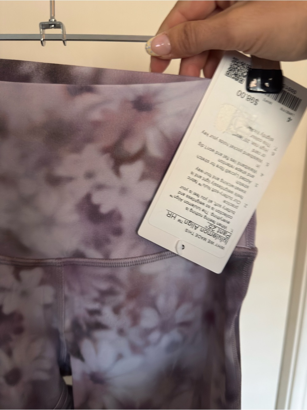 Lululemon daisy Tie-Dye Wireless Sports Bra and Legging Set - Picture 4 of 8